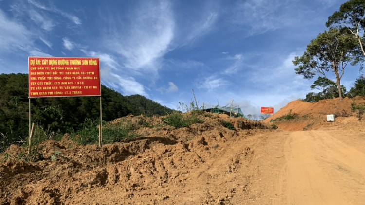 Càr Lâm Đồng dan ơm ờ lơh gùng Trường Sơn Đông tài gơrềng mờ brê hòn is