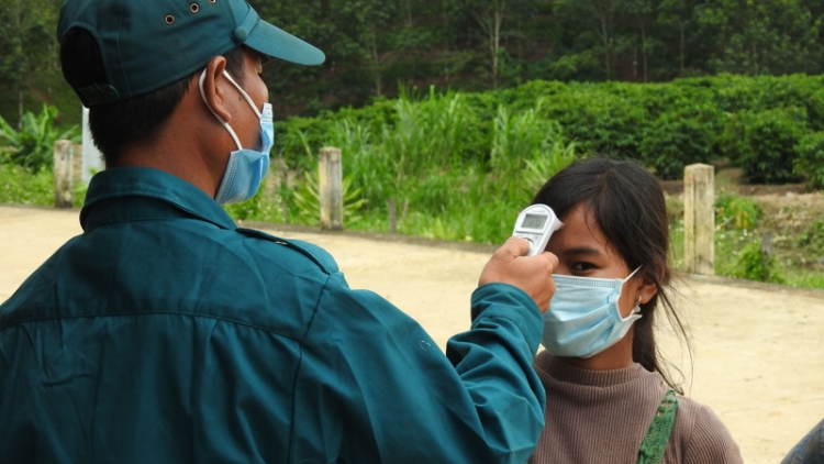 Kon Tum ơm ờ dong kờl priă ai Mpồl lơh broă mpồl bơtiàn rơcang sơndră kòp Kovid-19 in