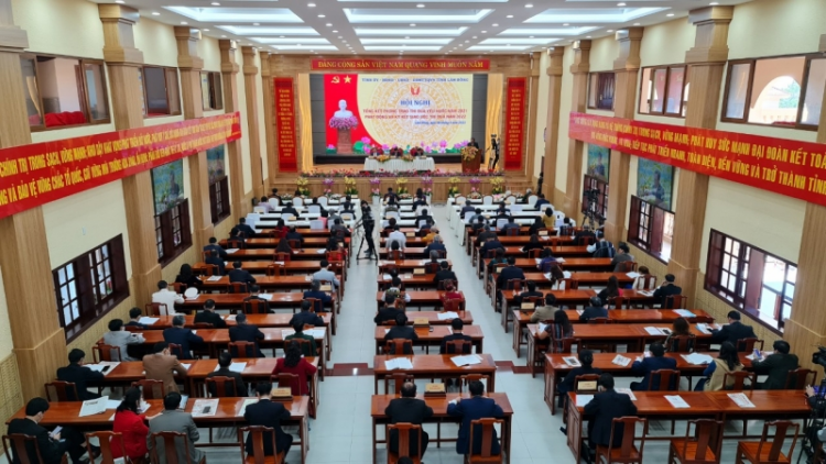 Càr Lâm Đồng tơmù bơta ờ niam lơh jăt broă lơh geh cồng nha lơh bơdìh gời tàm broă pơrlòng pơn jờng