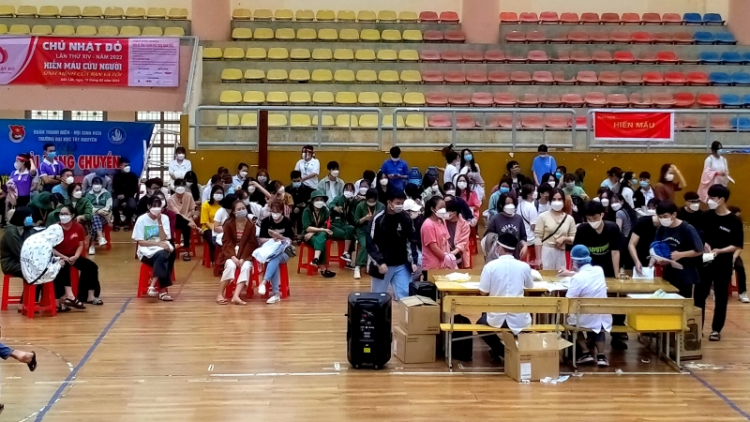 Dăk Lăk gĭt nđờ rhiang nă cau bơsram dờng tus bal pà mhàm dong kờl is Ngai rlô pơrhê