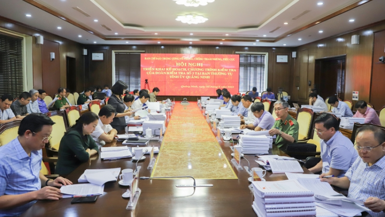 Mpồl đơng lam Dà lơgar bè rơcăng sơndră sa kuề sa koà, ờ niam lơh jăt Broă rơndăp lơh tus sền tàm càr Quảng Ninh