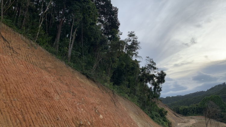 Dơ̆ mus kơl brê tàm Brê dà lơgar nàng lơh gùng: Dơm chi neh gơ rê tus anih lơh?