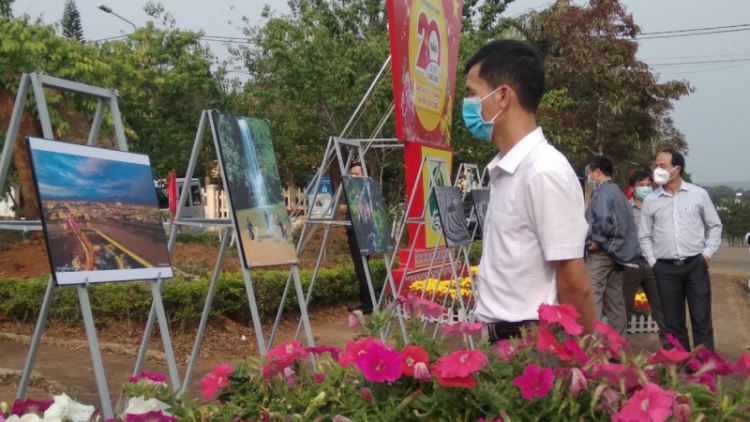 Ràng tơlik rùp tơngkah kir sơnrai 47 nam Ngai tơngklàs càr Kon Tum