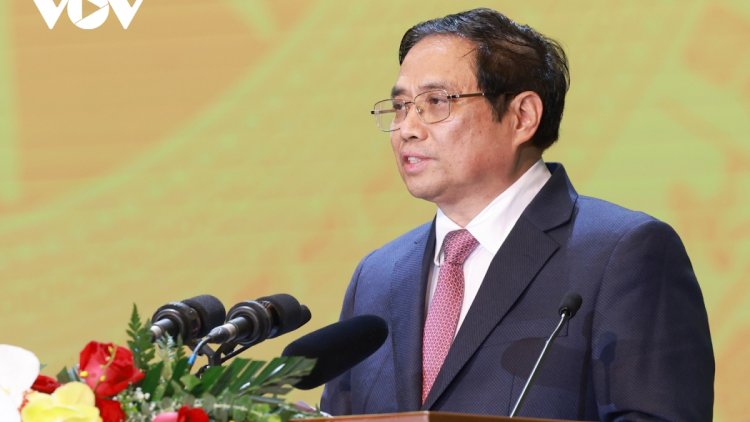 Thủ tướng ồng Phạm Minh Chính tus bal dơ̆ bơyai lơh tơngkah kir sơnrai 60 nam ngai bơhiàn mpồl kảñ sát làng bol