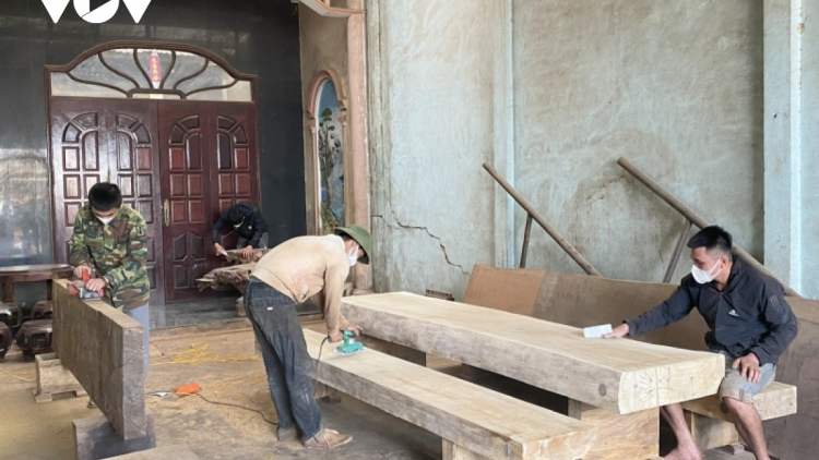 Bàr dơ̆ gơtŭp tìs mờ ală tŭ tam gơl wơl rài kis bơh cau tờm Hìu măy lơh phan niam chài bơh dơm chi dê