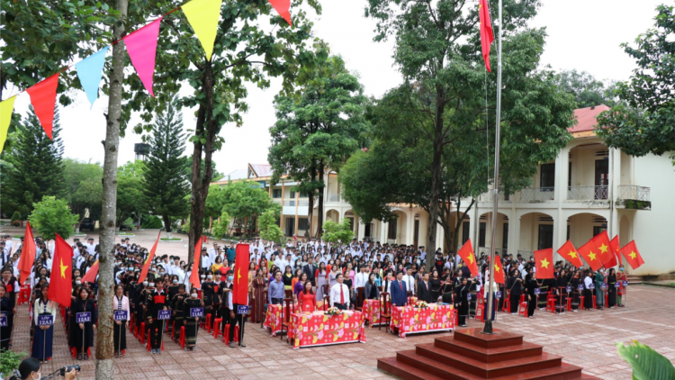 Tây Nguyên hô hơng ngai chờ lòt bơsram