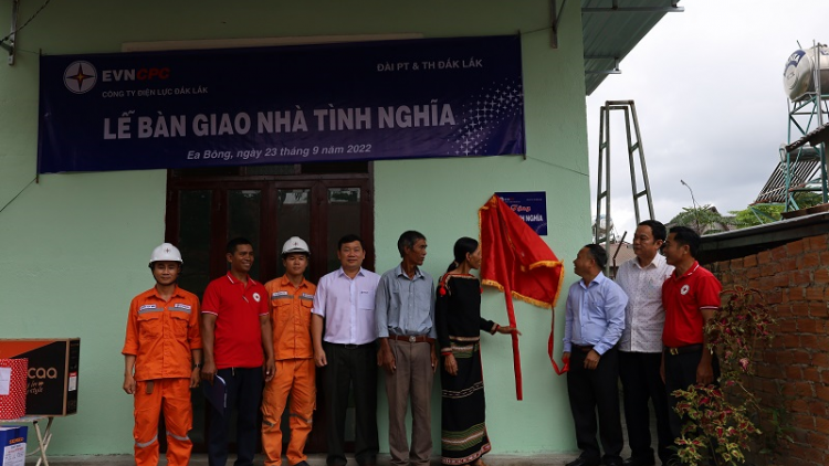 PC Dăk Lăk lơh sir 5 nơm hìu nùs nhơm pa ai 5 hìu bơnhă cau rƀah in