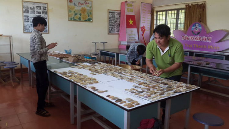 Nu^h gân djăng rgum joi ndơ nău rêh kăl e