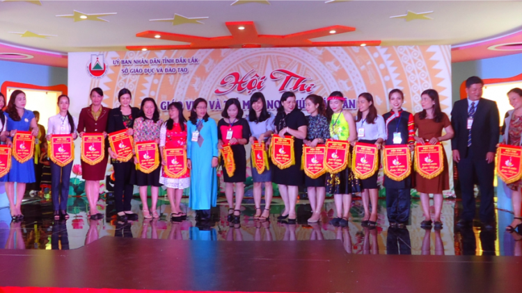 Dak Lak: Tâm rlong nai nt^m n’hanh kon se mầm non mpât mprơ