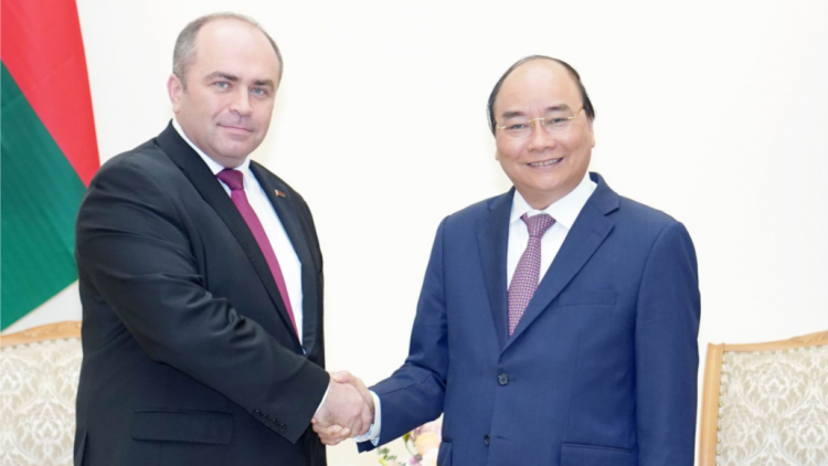 Thủ tướng rnê ăp dăn đă kan ndrel wa\ng sa bah Belarus đah Việt Nam.