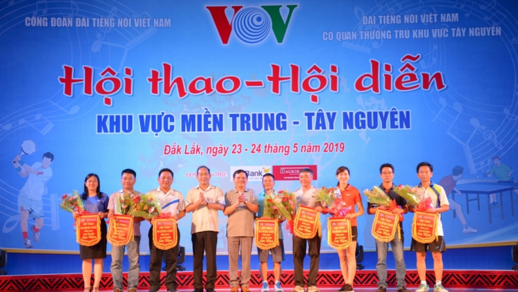 Đài TNVN [ư rơh tâm rlong thể thao- njroh mprơ nkual miền Trung-Tây Nguyên