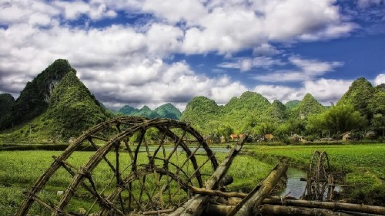 Xor xưv faz Baz hnuz 20-2-2017