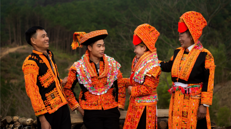 CHƯƠNG TRÌNH KHAY HENG TIỂNG TÀY - NÙNG (Vằn 18 bươn 9 pi 2021)