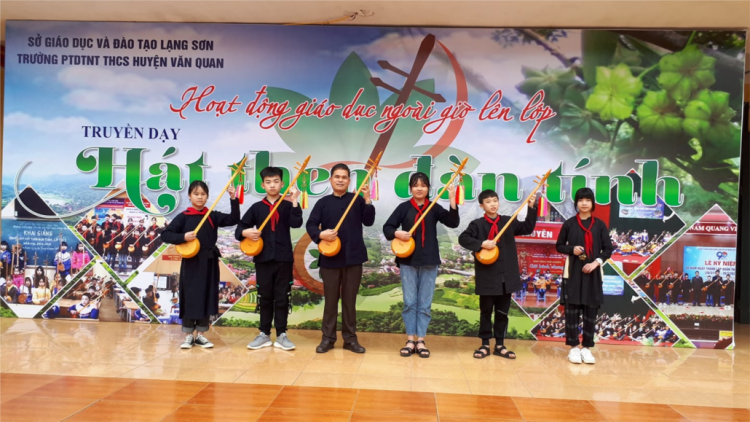 TIẾNG TÍNH VĂN QUAN