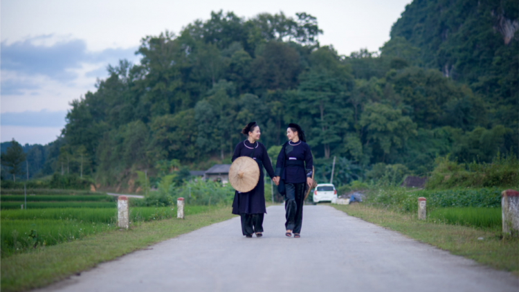 Sli Nùng: PÂY HỘI RỔP CĂN (Đi hội gặp nhau)