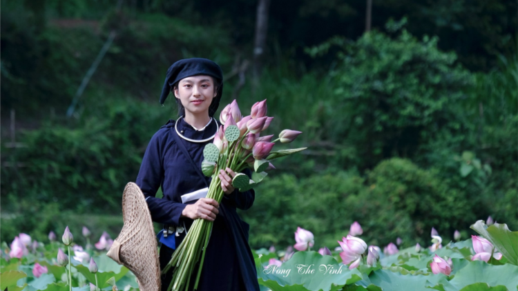 HẢT SLI LƯỢN CÚA CẦN TÀY CẦN NÙNG