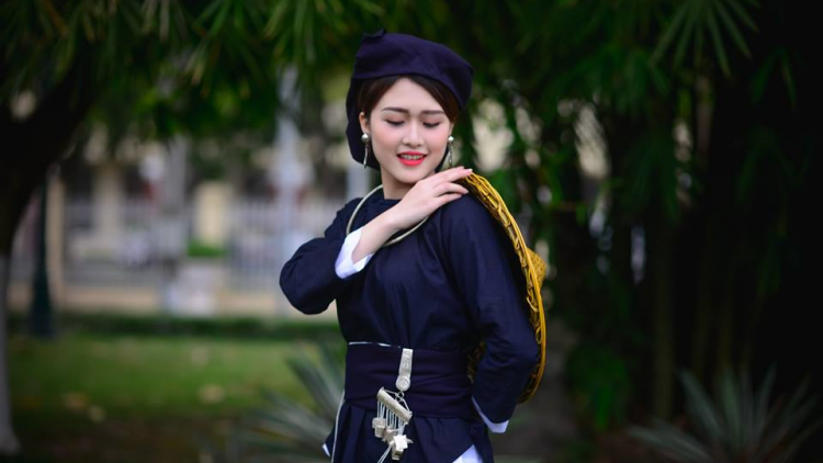 XƯỚNG HẢT SLI LƯỢN RÈO CẰM SLẮNG CÚA PỈ NOỌNG TỈNH ĐÀI (Ca nhạc theo yêu cầu của thính giả)