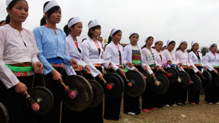 DƯƠNG CHỒM PHJA HUA LUỒNG