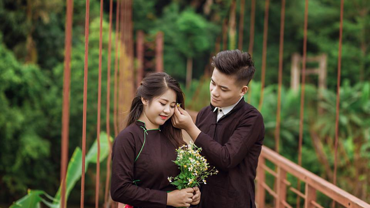 Bài then: SLAO BÁO LƯỢN THEN