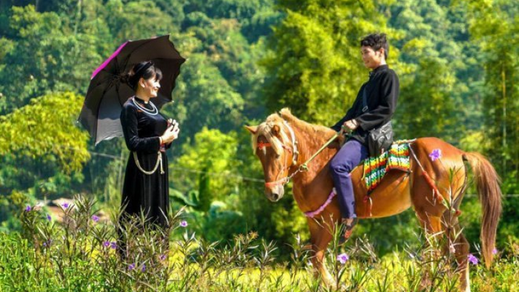 CHƯƠNG TRÌNH KHAY HENG TIỂNG TÀY NÙNG (Thứ Tư- Vằn xo 5/10/2022)