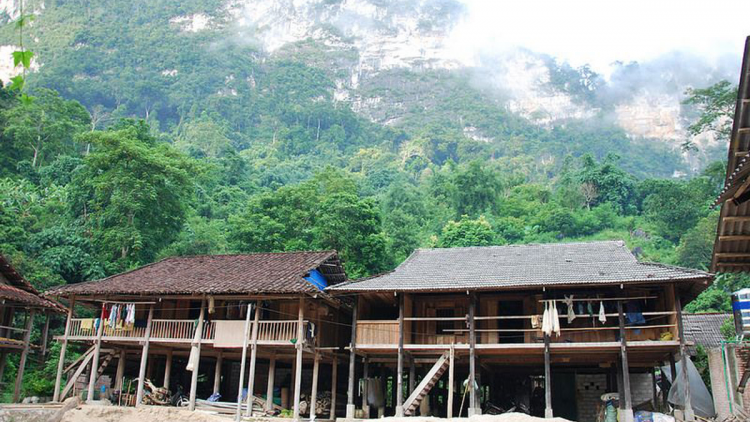 CAO BẰNG: ROỌNG RIỂC PANG CHỎI CHÈN SLE HẾT LƯỜN MẮN ĐÂY HẨƯ CẦN MÌ CÔNG XÁU ĐIN MƯỜNG