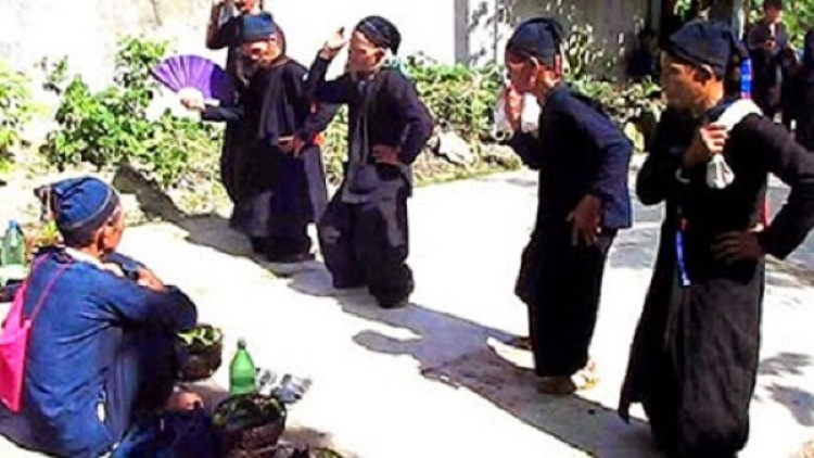 Tết cầu mùa của người La Chí