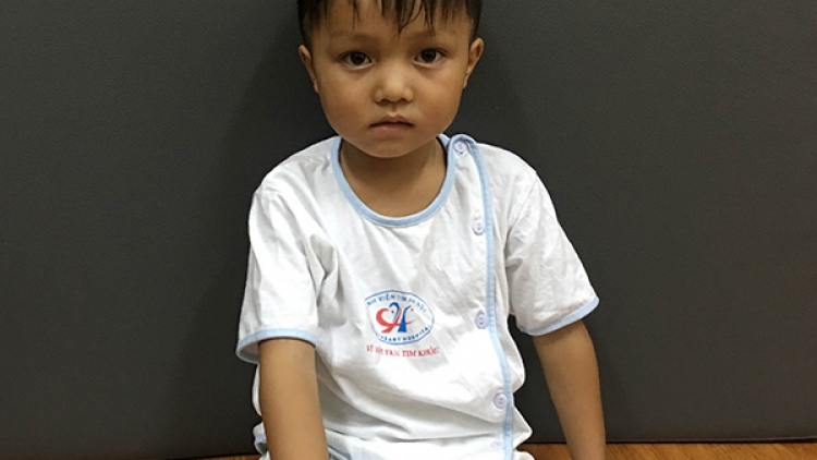 Bé Đặng Phúc Kim mong được sống khỏe mạnh