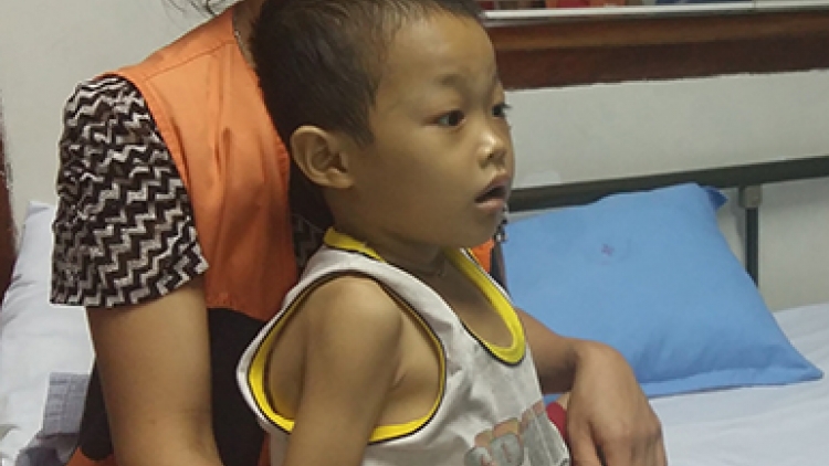 Cầu một phép màu cho cậu bé người Thái