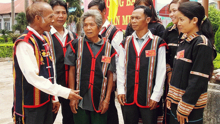 Những cầu nối trong vùng đồng bào dân tộc thiểu số