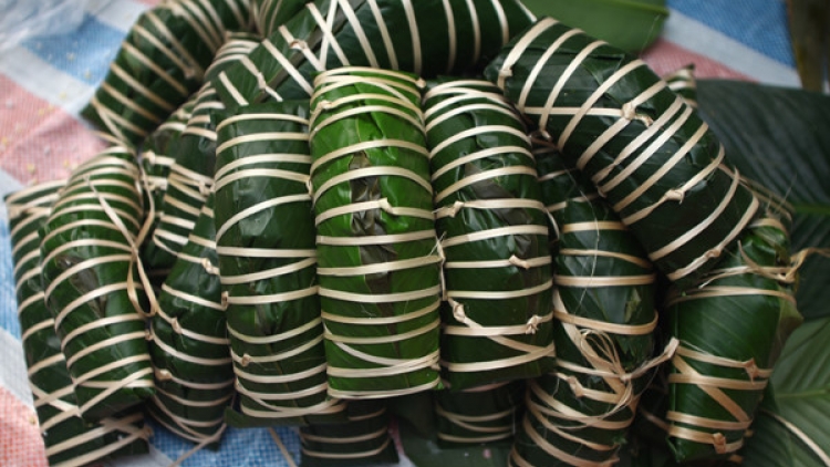 Bánh chưng gù của người Sán Dìu