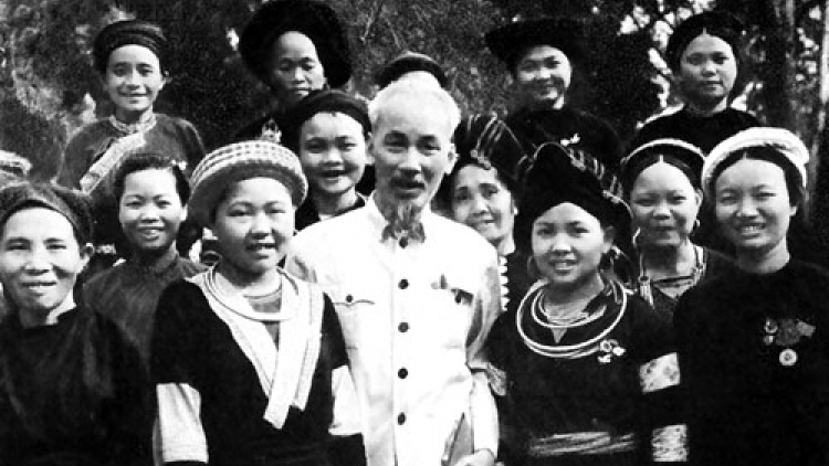 Đồng bào dân tộc thiểu số nhớ ơn Bác Hồ