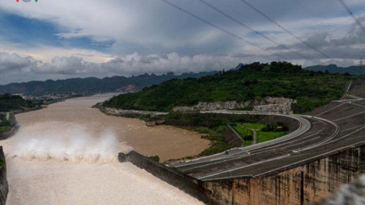Hòa Bình có 1 người mất tích do lũ ống cuốn trôi
