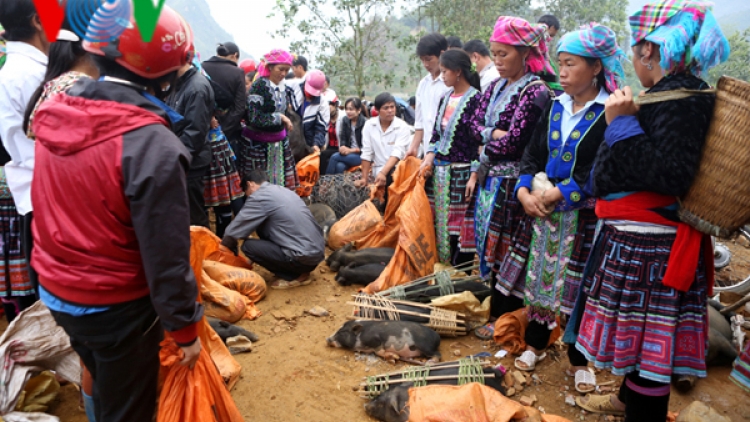 Khám phá chợ vùng cao Lai Châu trên hành trình du lịch Tây Bắc