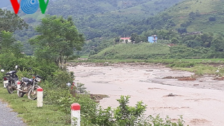 Tìm thấy thi thể nạn nhân bị lũ quét cuốn trôi tại Bát Xát