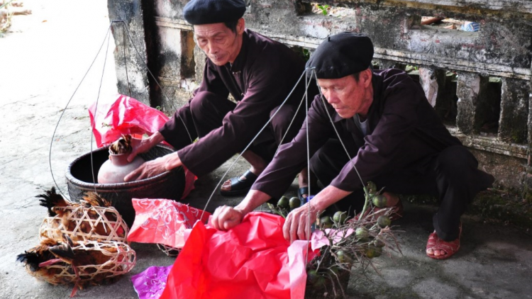 Lễ đón dâu của người Sán Dìu diễn ra khi mặt trời lặn