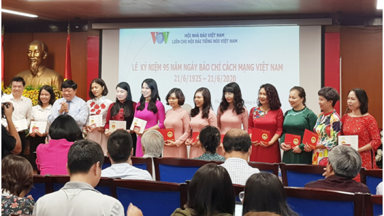 PGS.TS Nguyễn Thế Kỷ: Không được tự bằng lòng với quá khứ
