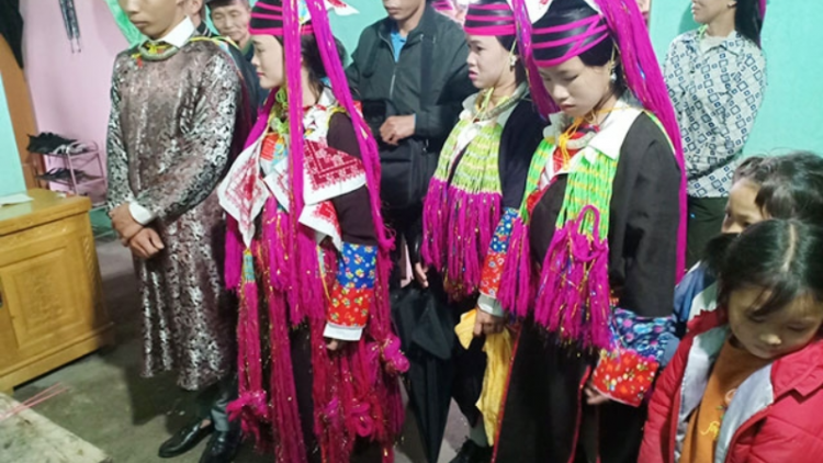 Phong tục cưới hỏi của người Dao Thanh Y