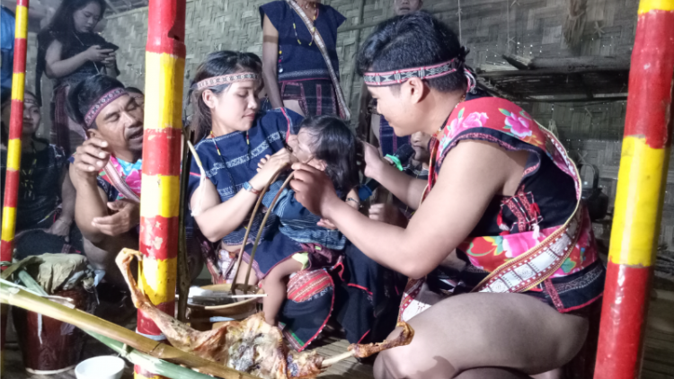 Những nghi lễ đầu đời của các dân tộc Tây Nguyên