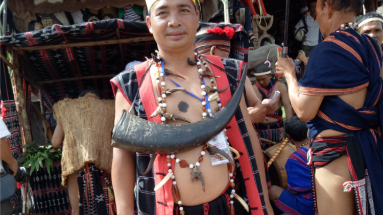 Trang sức của người Cơ tu