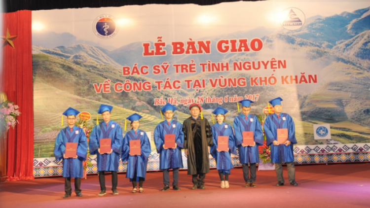 Đào tạo tăng cường cho bác sĩ tình nguyện về vùng khó