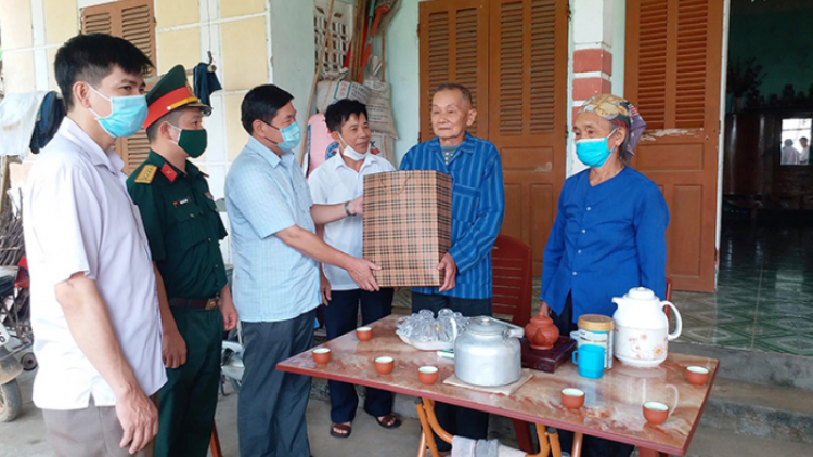 Không để người có công khó khăn về nhà ở