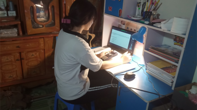 Thầy trò vùng cao Sơn La háo hức với chương trình “Sóng và máy tính cho em”