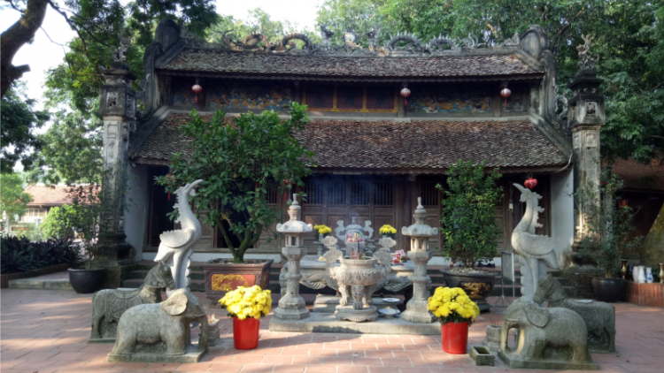 U tịch đền Cao trên núi Thiên Bồng