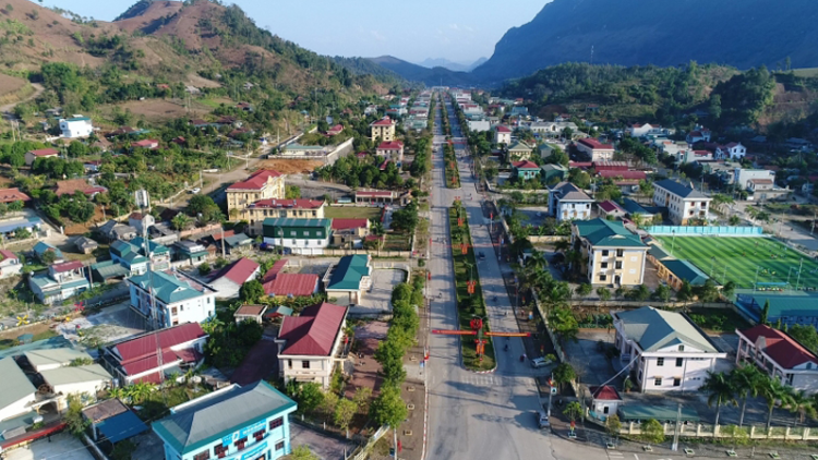 Khởi sắc vùng quê bên dòng Đà giang