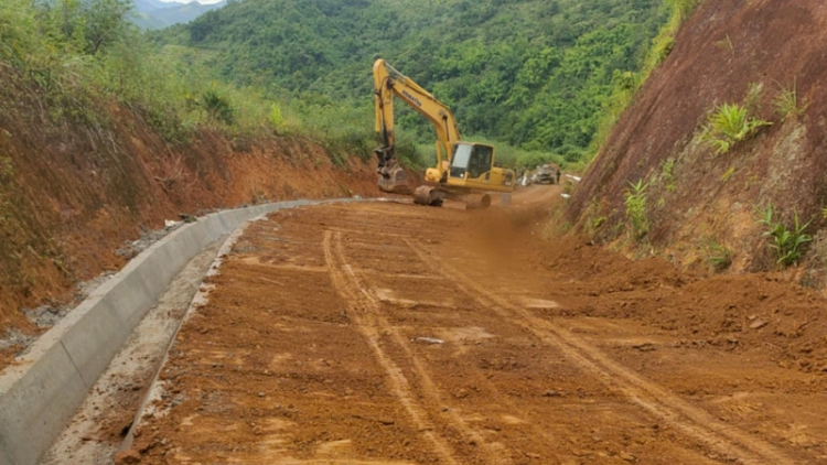 Giá cả tăng cao, doanh nghiệp lao đao