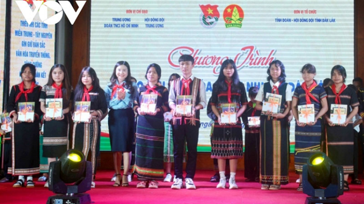 Lần đầu tiên Liên hoan Thiếu nhi tiêu biểu các dân tộc toàn quốc tập hợp đầy đủ 54 dân tộc anh em