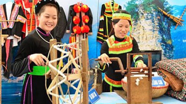 Coz phính miền Việt Nam nhây lầy tzình páo dung thứ 6 hoi 12.06.2015