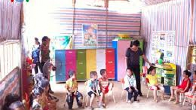 Đợ apêê giáo viên ắt bhrợ cóh vel bhươl lứch loom tu học sinh