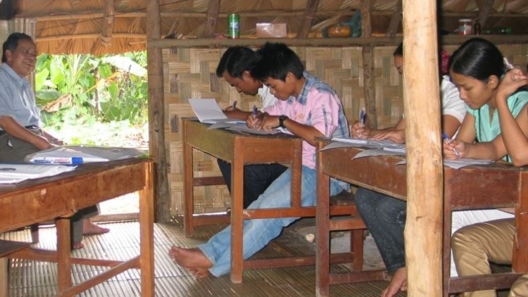 Chêếc ch’mêết lêy cớ cr’liễng Cơ Tu