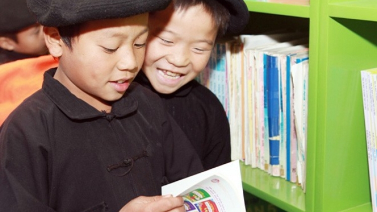 Coz phinhs miền VN nhây lầy tzình páo dung thứ 6 hoi 23.5.2014.